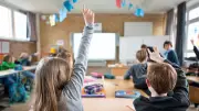 Hamburgs Schulen verzeichnen historischen Schülerrekord nach 45 Jahren