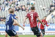 Hannover 96 erklimmt zweiten Platz: Müde Hertha Berlin mühelos ausgespielt