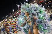 Karneval in Rio beginnt: Spektakuläre Umzüge eröffnen größte Party der Welt