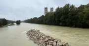 Katwarn für München: Isar erreicht Meldestufe 1 – Hochwasserwarnung aktiv