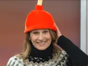 Kurioser TV-Auftritt: Moderatorin Müller-Hohenstein trägt Pömpel bei Olympia-Übertragung