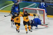 Laura Kluge glänzt bei Olympia: Eishockey-Frauen hoffen auf historischen Viertelfinaleinzug