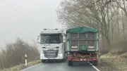 Leitplanken als Risiko: Bauern warnen vor gefährlichen Engpässen auf Landstraßen