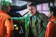 Liam Neeson kämpft gegen Zombie-Pilz in amüsantem Horrorfilm „Cold Storage“