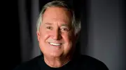 Musiklegende Neil Sedaka mit 86 Jahren verstorben: Familie spricht von plötzlichem Tod