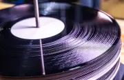 Musikmarkt wächst weiter - Vinyl-Boom hält trotz Streaming-Dominanz an