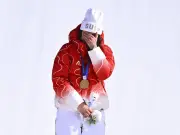 Olympia 2026: Mathilde Gremaud triumphiert über Eileen Gu trotz Trainer-Verlust