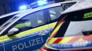 Polizeieinsatz in Celle eskaliert: Mann attackiert Beamte mit Bierdose und Stuhl