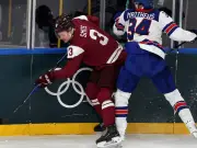 Red Bull München verpflichtet lettisches Eishockey-Juwel Alberts Smits vor Playoffs