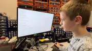 Rostocker Jungtalente: Zehnjährige programmieren Browser und bauen Roboter für Wettbewerbe