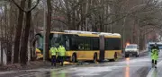 Schwerer Busunfall in Berlin-Spandau: Zwölf Verletzte, ein Mann in Lebensgefahr