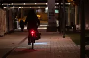Sicheres Radfahren bei Dunkelheit: So ist die Beleuchtung korrekt
