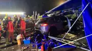 Tödlicher A24-Unfall bei Kremmen: Mercedes kracht in umgekippten Lkw – Ein Toter
