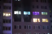 Tödlicher Hochhausbrand in Berlin-Lichtenberg: Kind stirbt, 20 Wohnungen unbewohnbar