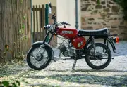Theaterprojekt in Suhl erkundet das kulturelle Erbe der Simson-Mopeds