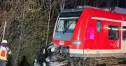Tragischer Unfall bei München: Frau stirbt nach Kollision mit S-Bahn an unbeschranktem Bahnübergang