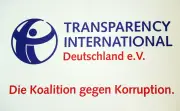 Transparency fordert: Gesetzeslücken bei Vetternwirtschaft in Abgeordnetenbüros schließen