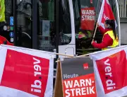 Warnstreiks im Nahverkehr: Bundesweite Einschränkungen bei Bussen und Bahnen