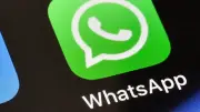 WhatsApp übernimmt umstrittenen Liquid-Glass-Look von iOS 26