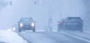 Winterchaos in Deutschland: Glätte und Schnee behindern Verkehr - DWD warnt vor anhaltendem Unwetter