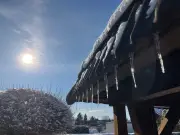 Winterliche Wetterlage: Schnee und Frost halten Niedersachsen und Bremen weiter fest