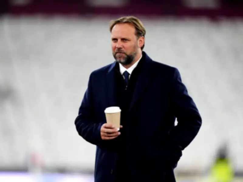 1. FC Köln plant Verpflichtung von Tim Steidten als neuen Kaderplaner