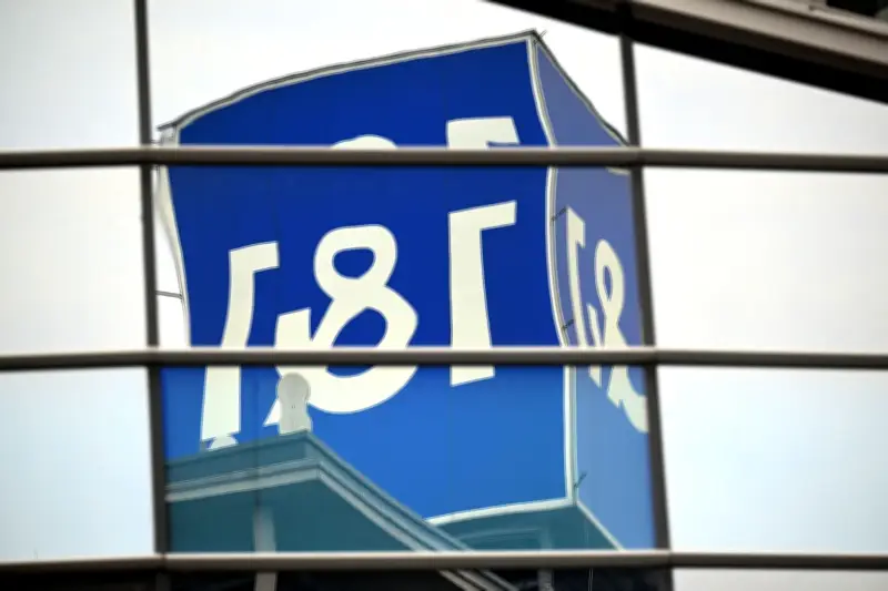 1&1 baut Mobilfunknetz aus: Chef Dommermuth dementiert Verkaufsgerüchte