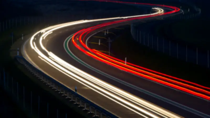 1,4 Promille nach Disco: Autofahrer verursacht 32.000 Euro Schaden auf Rügen