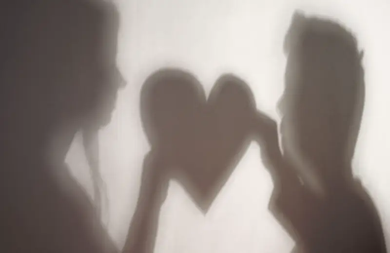 15-Jähriger stiehlt Bus in Wiesbaden und fährt Freundin 130 km zur Schule