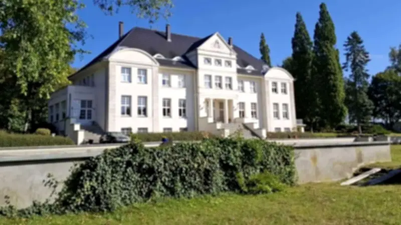 25% Preisreduktion: Luxus-Herrenhaus an der Ostsee wird zum Schnäppchen