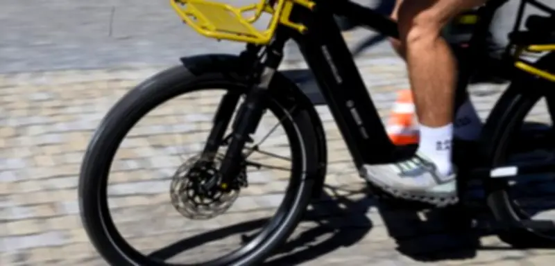 ABS für Fahrräder: Wie die Technik Bremsunfälle bei E-Bikes verhindern kann