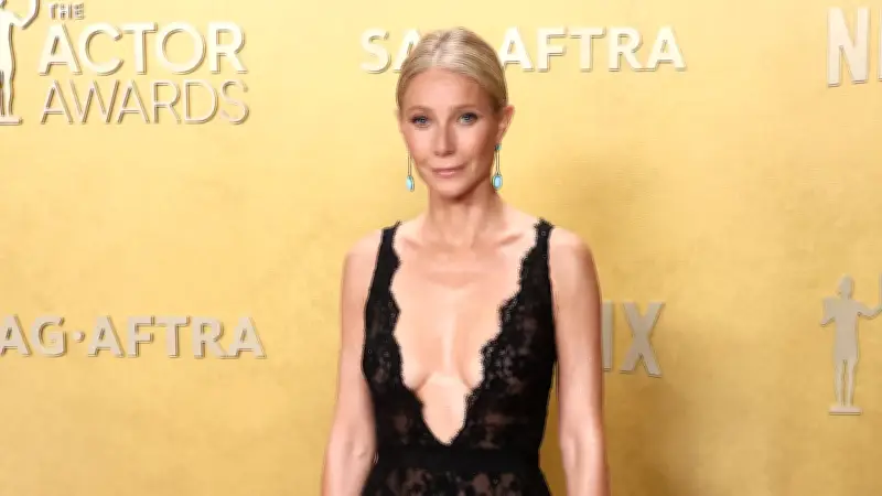 Actor Awards: Hollywood-Stars setzen auf elegante Ausschnitte statt XXL-Dekolletés