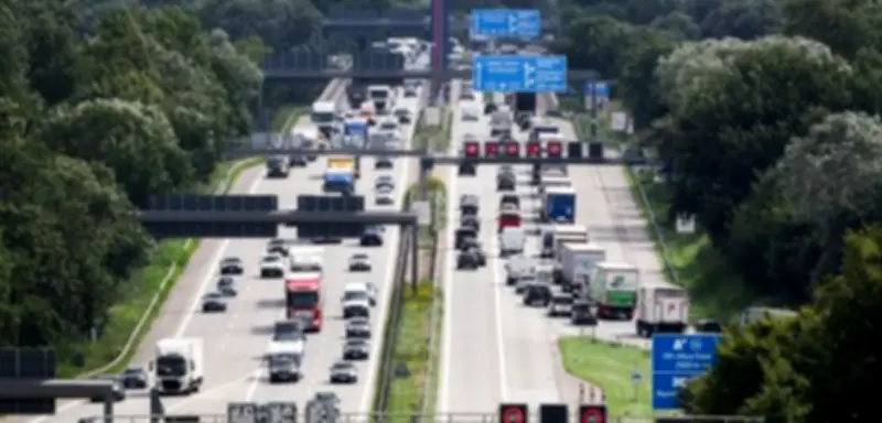 ADAC warnt vor massiven Osterstaus: Ferienbeginn in zehn Bundesländern löst Verkehrschaos aus