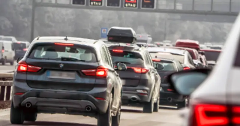 ADAC warnt vor Osterstaus: Wann es rund um München besonders kritisch wird