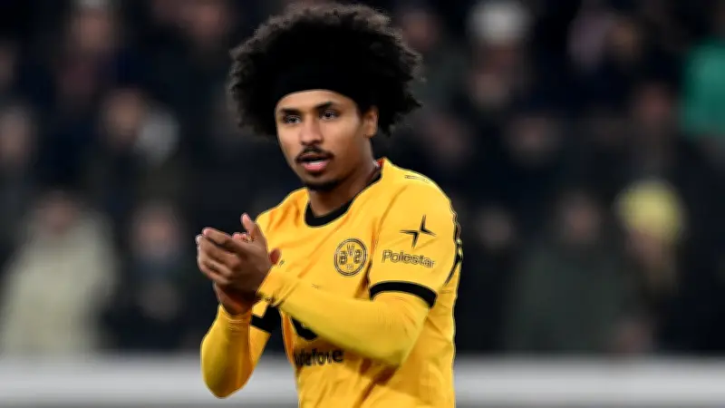 Adeyemi lacht mit Frau Loredana BVB-Frust weg - Verlängerung ungewiss