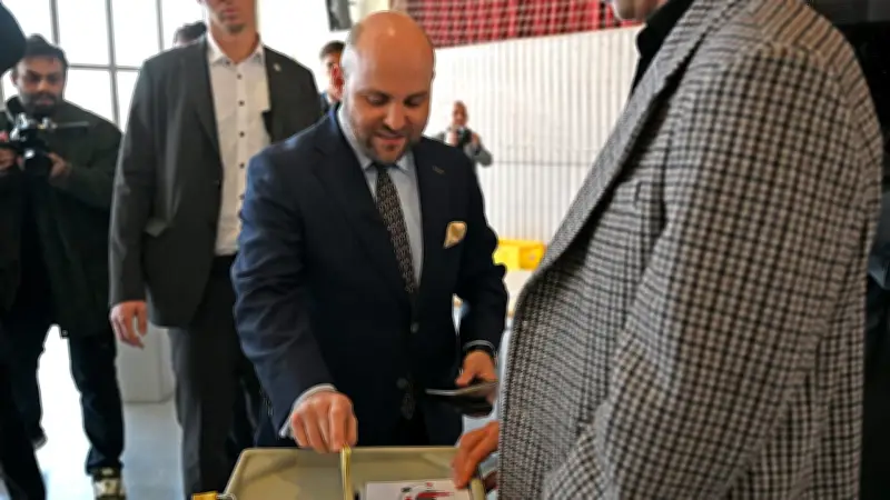 AfD-Spitzenmann Frohnmaier: Ein Fake-Kandidat, der nicht gewählt werden kann