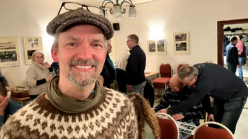 After-Work-Party in der Uckermark: Dorfbums mit Feierabendbier und Tanzhits