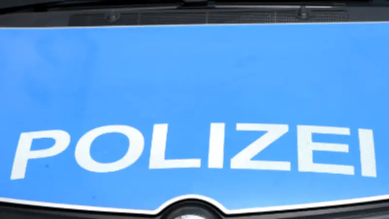 Aggressiver Radfahrer in Schwerin: Widerstand gegen Polizeikontrolle nach Gefährdung