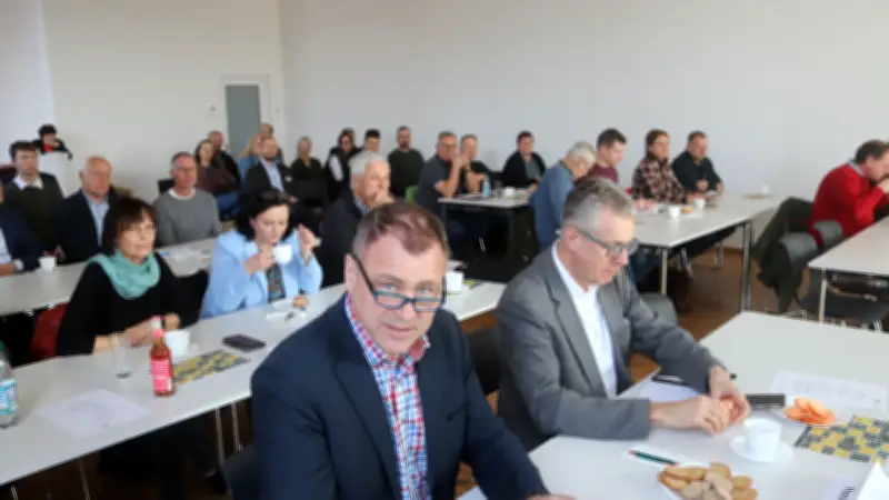 Agrarminister Backhaus weist Kritik vom Bauerntag entschieden zurück und betont Planungssicherheit