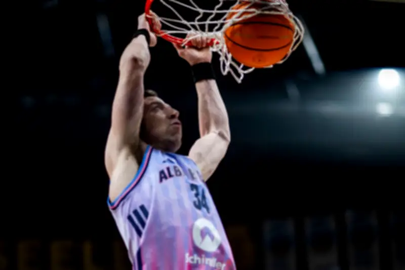 Alba Berlin verpasst Gruppensieg in Basketball-Champions League gegen AEK Athen