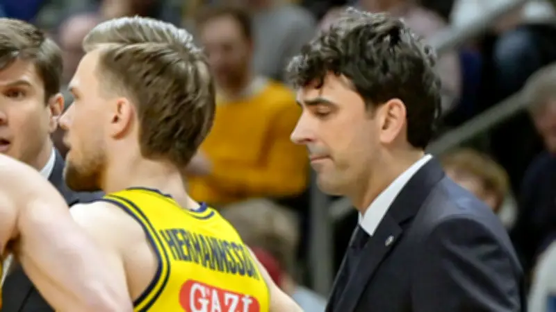 Alba Berlins Co-Trainer Vladimir Bogojevic gewinnt 64.000 Euro bei Günther Jauchs Quizshow