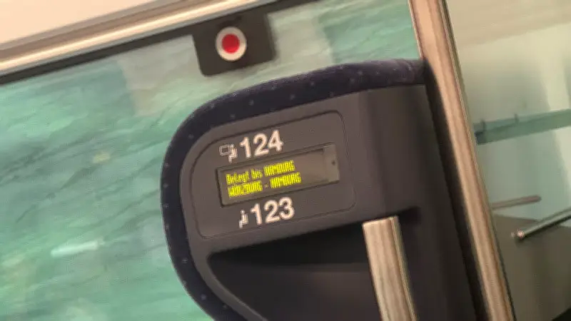 Alltagsfragen: Wem gehören Armlehne, Sitzplatz oder Sperrmüll wirklich?