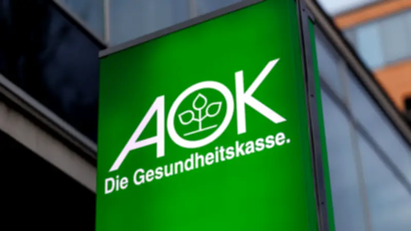 AOK-Statistik 2025: Versicherte durchschnittlich 23,3 Tage krankgeschrieben
