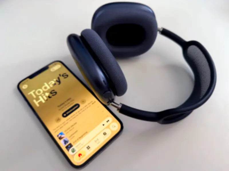 Apple AirPods Max 2 im Test: Vertrautes Design mit neuen KI-Funktionen und verbessertem Klang