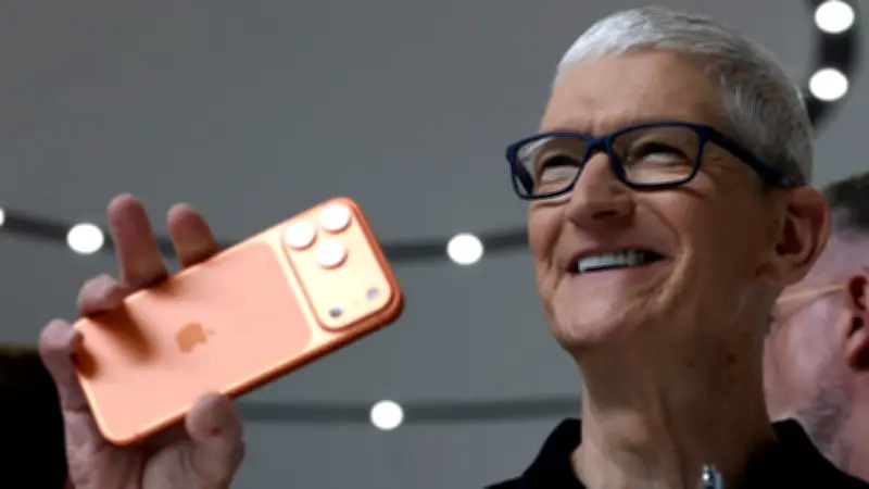Apple-Chef Tim Cook warnt vor exzessiver Smartphone-Nutzung und fordert mehr Natur