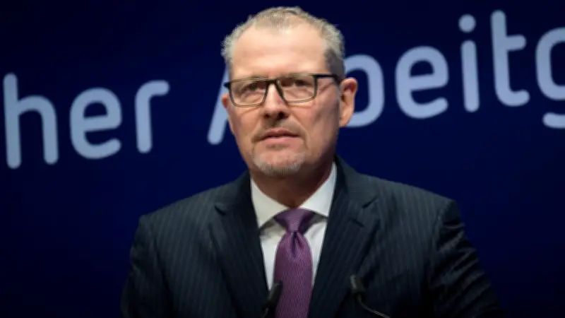 Arbeitgeberpräsident fordert Karenztag: Kein Lohn am ersten Krankheitstag