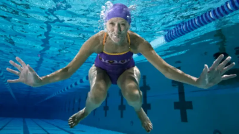 Arthrose und Bewegung: Orthopäde empfiehlt gelenkschonende Sportarten trotz Verschleiß