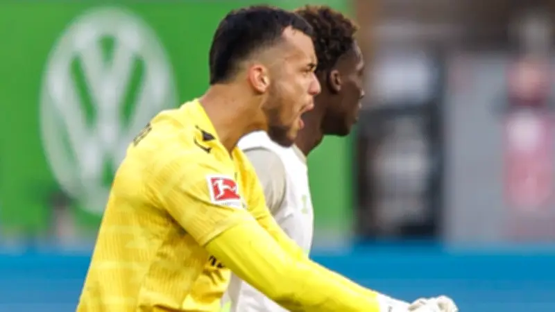 Backhaus wird zum Werder-Helden: Dusel-Dreier in Wolfsburg sichert wichtigen Sieg
