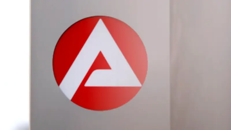 Baden-Württemberg: Millionenerbin scheitert mit Klage auf Bürgergeld vor Gericht