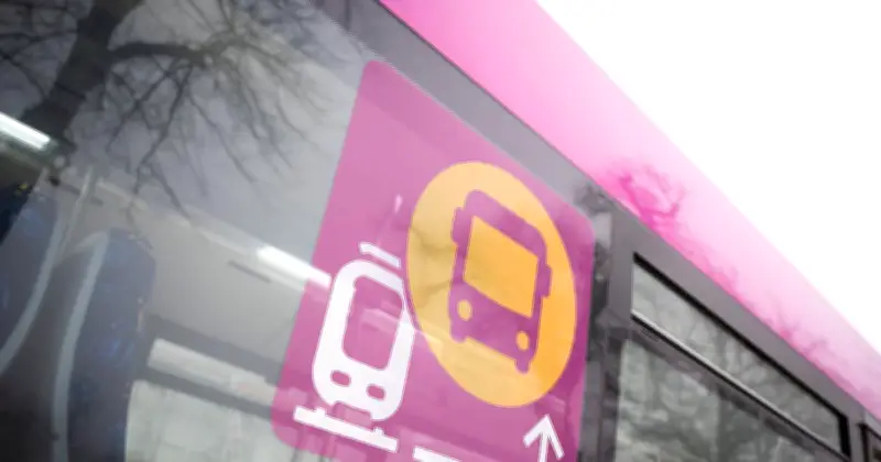 Bahndamm in Oberbayern abgerutscht – Strecke Holzkirchen-Rosenheim weiter gesperrt